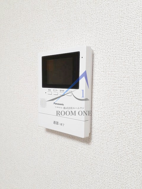 エテルノ西荻のセキュリティ|モニター付きインターホンです。