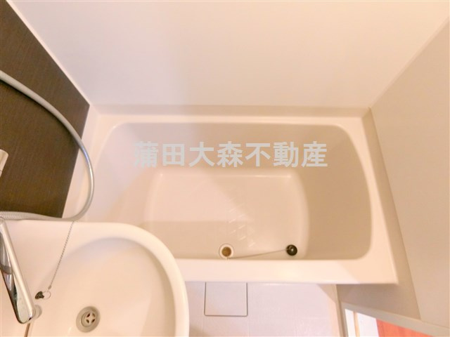 ルーブル蒲田六番館の浴室
