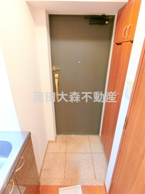 ルーブル蒲田六番館の玄関