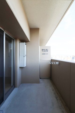 サヴォイ博多ブールバール　11階のバルコニー|別号室のものです。現状優先になります。