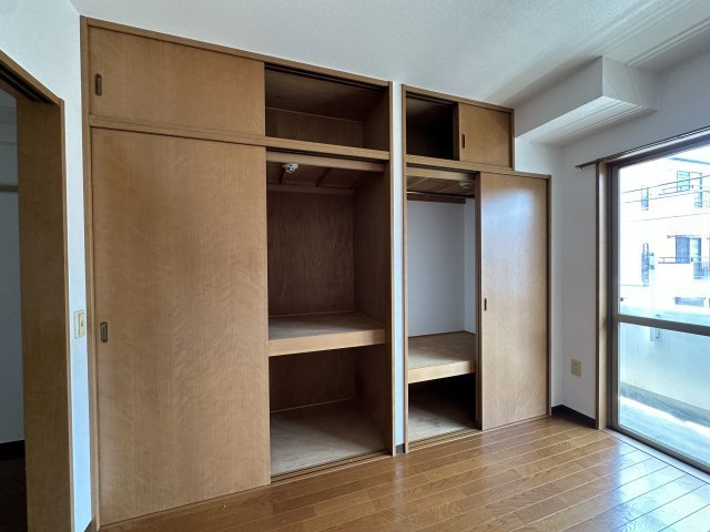 川崎市多摩区菅北浦２丁目の賃貸マンションの収納