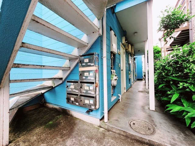 【エントランス】 | センチュリー出逢館