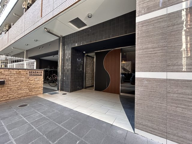 【エントランス】セレニテ神戸元町クレア 