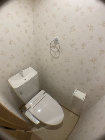 ウォシュレット付きのトイレです！