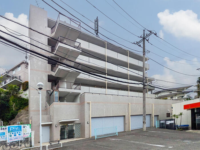 川崎市多摩区西生田４丁目のアパートの外観