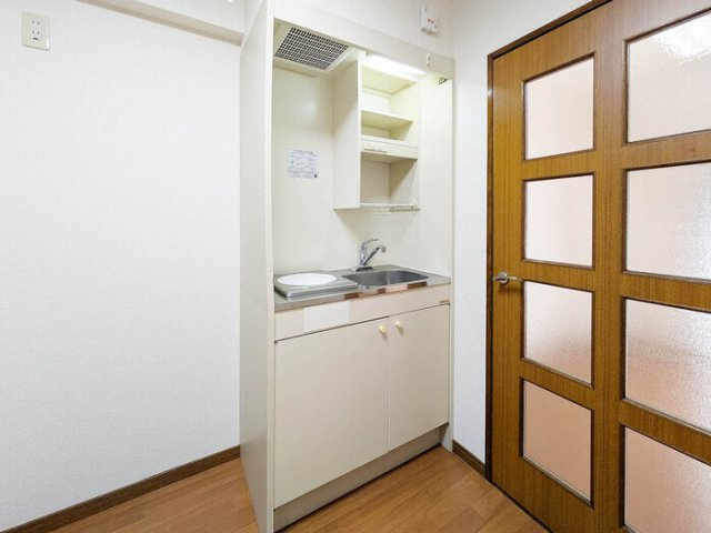 川崎市多摩区西生田４丁目のアパートのキッチン|※別室参考写真