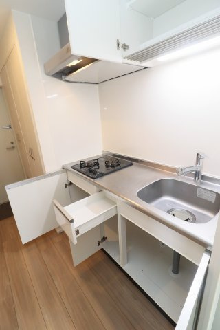 サヴォイブロンズガーデニア　9階のキッチン|別号室のものです。現状優先になります。