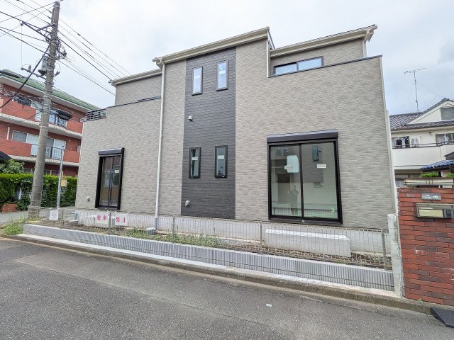 八王子市　中野町　新築一戸建て　１０期の外観|～長期優良住宅認定　ZEH水準の省エネハウス　2台駐車可能カースペース有りの新築一戸建て～