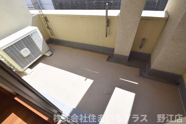 オルゴグラート鶴見のバルコニー