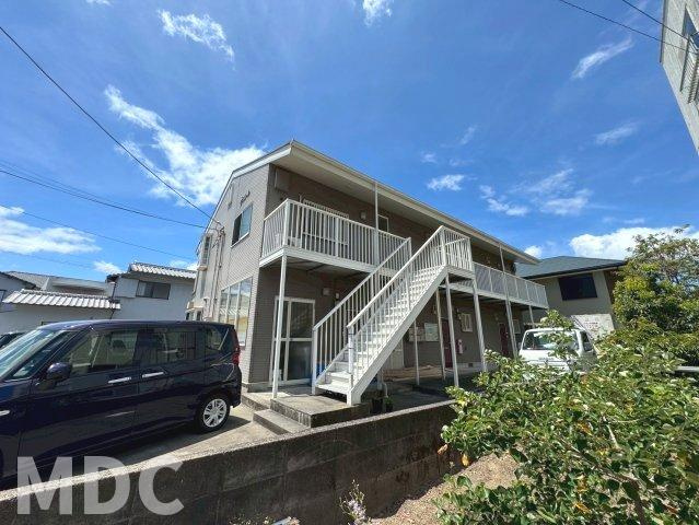 徳島市津田本町３丁目のアパート