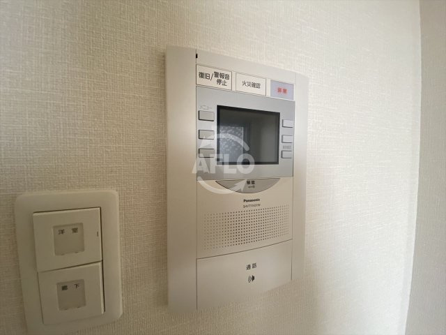 プレサンス上町台クレストのセキュリティ|プレサンス上町台クレスト　TVモニター付きインターホン
