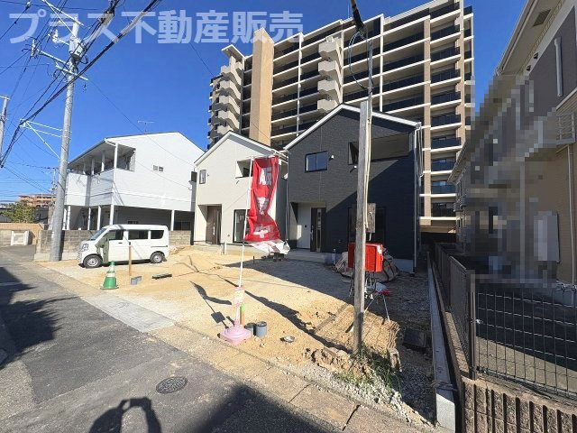 【外観】 | 福岡市東区和白2丁目第11　2号棟（全2棟）【仲介手数料無料・0円】 | 現地写真。プラス不動産販売なら、現場の全ての棟をまとめてご見学頂けます。
