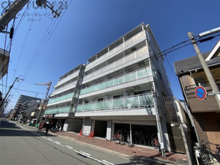 アンボワーズ武庫川レディースの外観