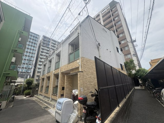 SURF　ISLAND　MALIBUの外観