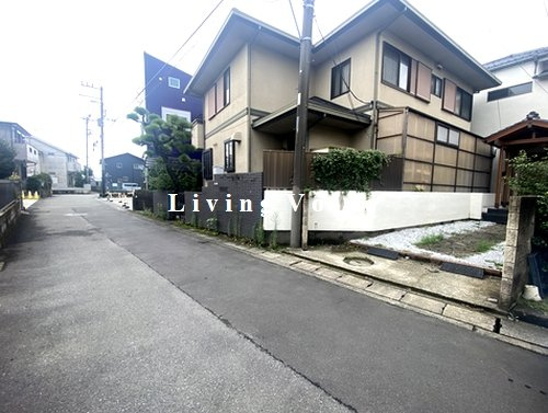 【仲介手数料０円】小田原市寿町4丁目　中古一戸建ての前面道路含む現地写真|小田原市寿町4丁目　中古一戸建て