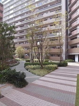 エスティメゾン豊洲レジデンスAのエントランス|清潔なエントランスです