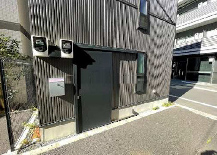 ソシアルハウス御徒町のエントランス