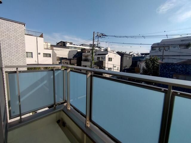 ヒカリテラス文京千石のバルコニー