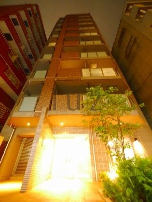 ラフィスタ伊勢佐木長者町駅前イーストの外観