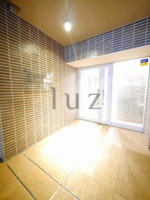 ラフィスタ伊勢佐木長者町駅前イーストの外観