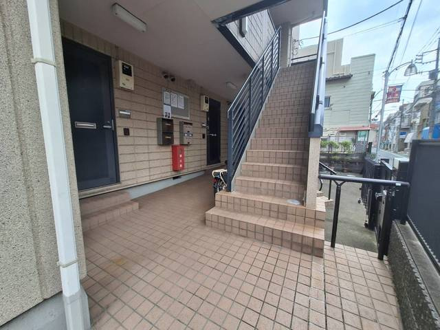 メゾンＡＳＵＫＡのエントランス