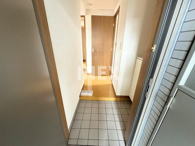 浅間町小杉ハイツの玄関