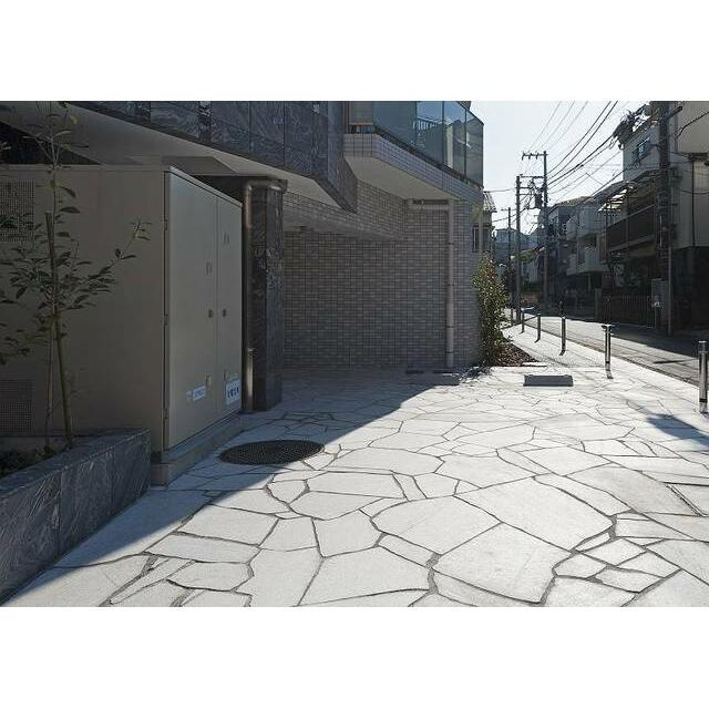 ガーラ・ヒルズ不動前(ガーラヒルズフドウマエ)のエントランス