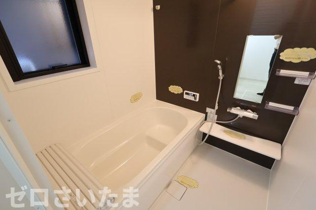 《仲介手数料無料》南区根岸１丁目12-5新築一戸建て‎FiT-Aの浴室