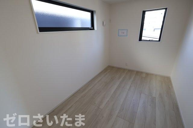 《仲介手数料無料》南区根岸１丁目12-5新築一戸建て‎FiT-Aの洋室|3階 5.3帖