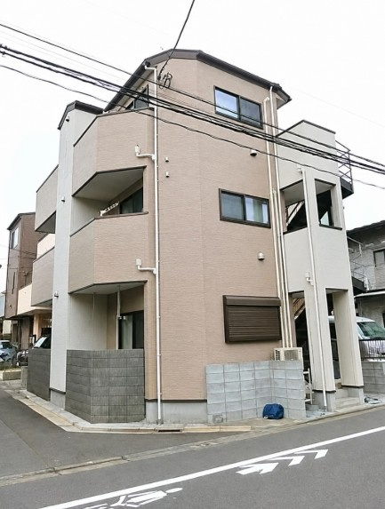 ダイヤモンドハウス北千住の外観
