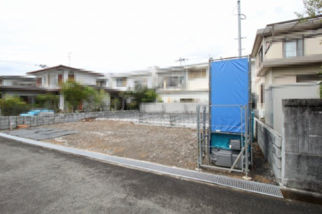 香南市野市町みどり野３丁目　新築戸建【平屋】　2期1棟1　の外観|土地面積　223.28㎡　（約67.54坪）　建物面積　101.94㎡（約30.83坪）