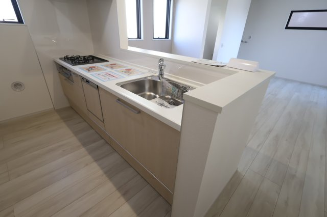 《仲介手数料無料》南区根岸１丁目12-5新築一戸建て‎FiT-Aのキッチン