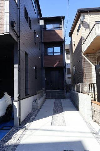 《仲介手数料無料》南区根岸１丁目12-5新築一戸建て‎FiT-Aの外観|撮影日 2026年10月11日 13:40 晴れ