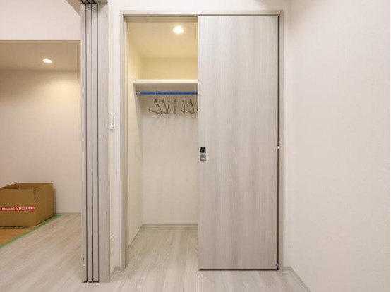 名古屋市中区千代田３丁目の賃貸マンションの収納