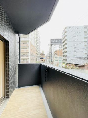 名古屋市中区千代田３丁目の賃貸マンションのバルコニー