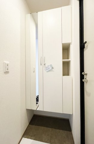 サンセール問屋町の玄関