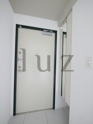 シティラックスツルミの玄関|スッキリとした玄関スペース！