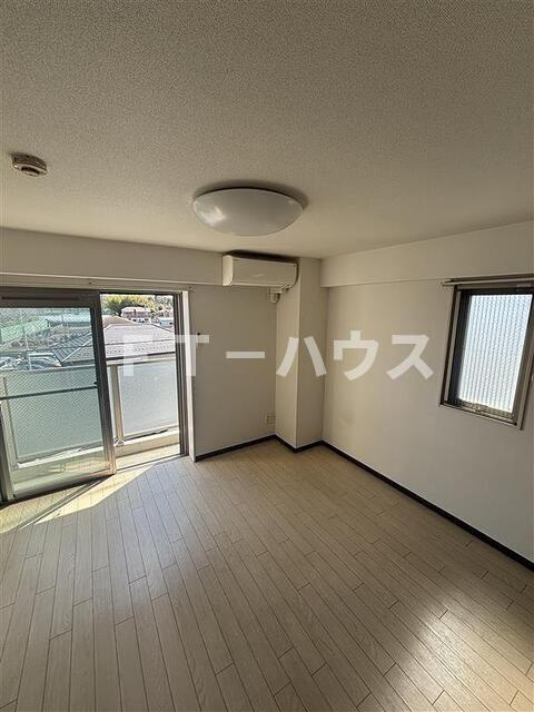 Ｌａｐｉｓの居間・リビング