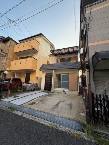 平田2丁目貸家の外観
