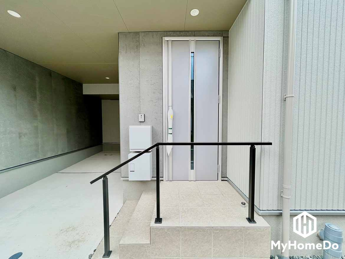 北区東水切町2丁目の玄関