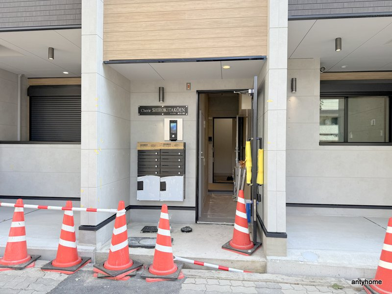 シェリル城北公園　仲介手数料無料のエントランス