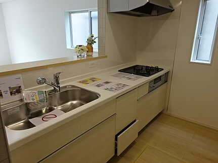 広島市南区向洋新町2丁目　新築一戸建てのキッチン