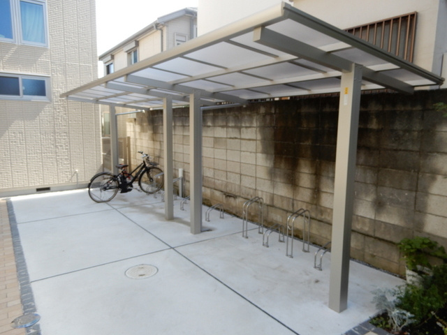 グランドソレイユのその他共用部分|★屋根付駐輪場★