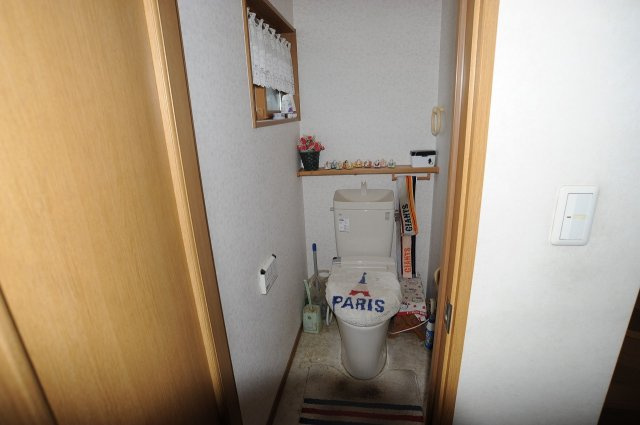 稲葉中古住宅のトイレ