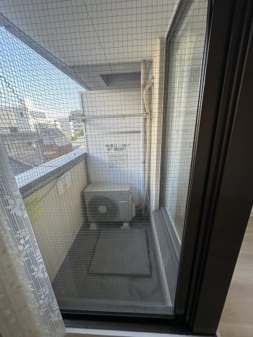 インターシティ夕陽ヶ丘のバルコニー