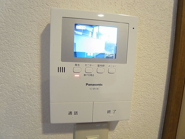 片山町２丁目貸家のセキュリティ|TVモニターフォン付きで訪問者の顔が分かり安心です