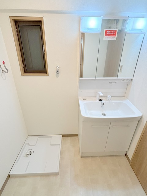 ライオンズマンション氷川台の洗面所|★独立洗面台★新品★