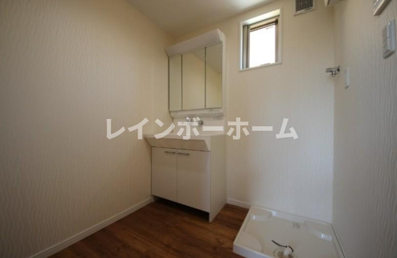 Nishifuna-TreeHouseの独立洗面台