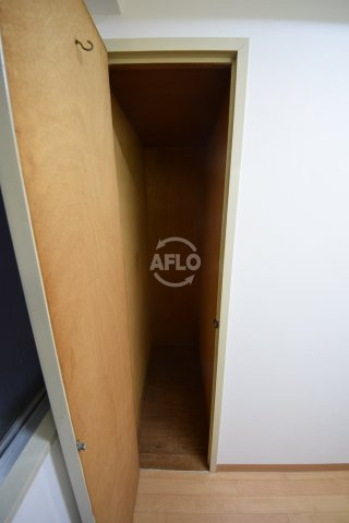 カナオリビルの収納|カナオリビル　クローゼット
