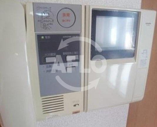 プレサンス難波OCAT前のセキュリティ|プレサンス難波OCAT　モニター付きインターフォン